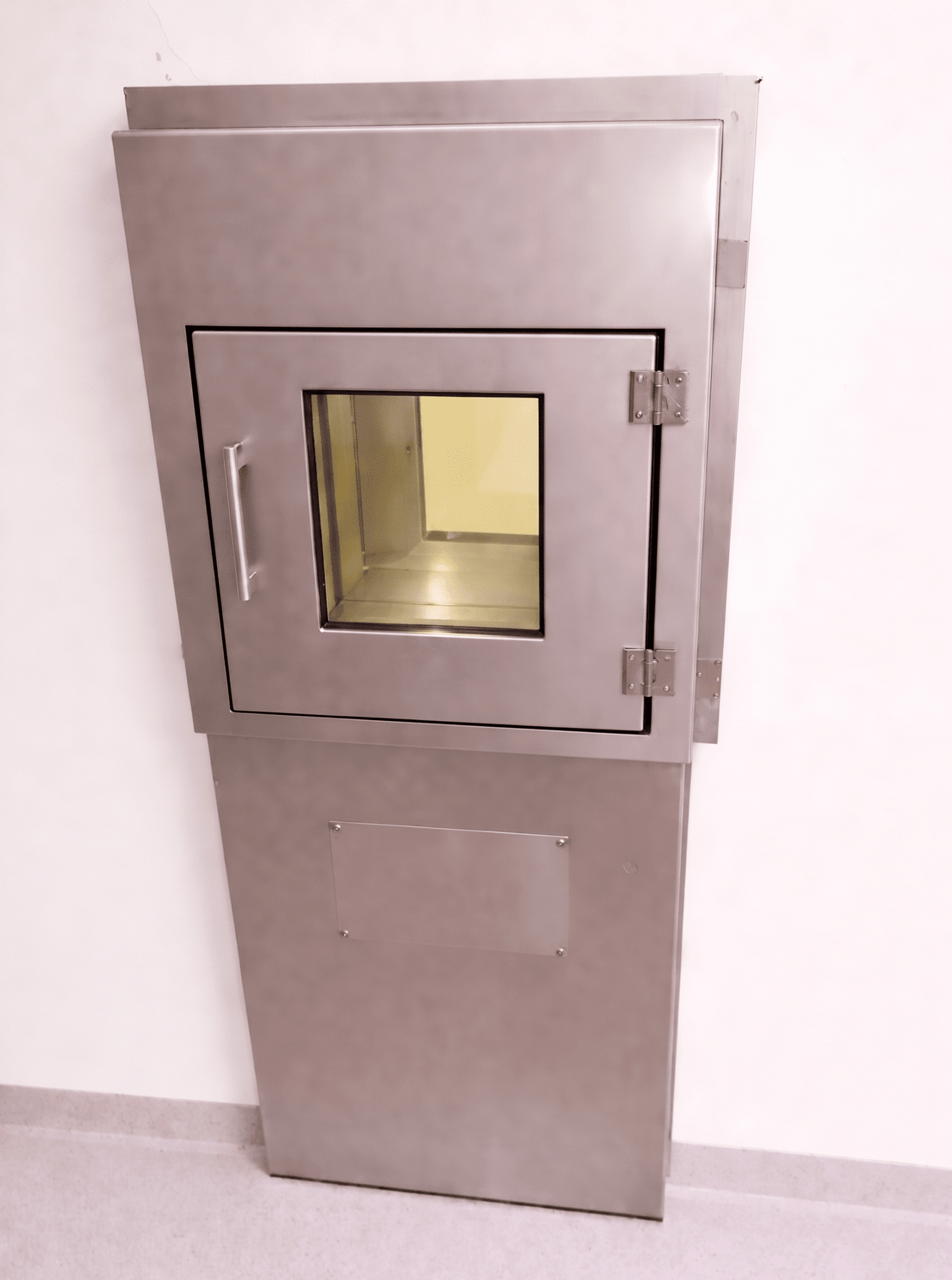 “Why Lead Glass Has a Yellow Hue (And Why It’s Normal)” - Lead Glass Pro