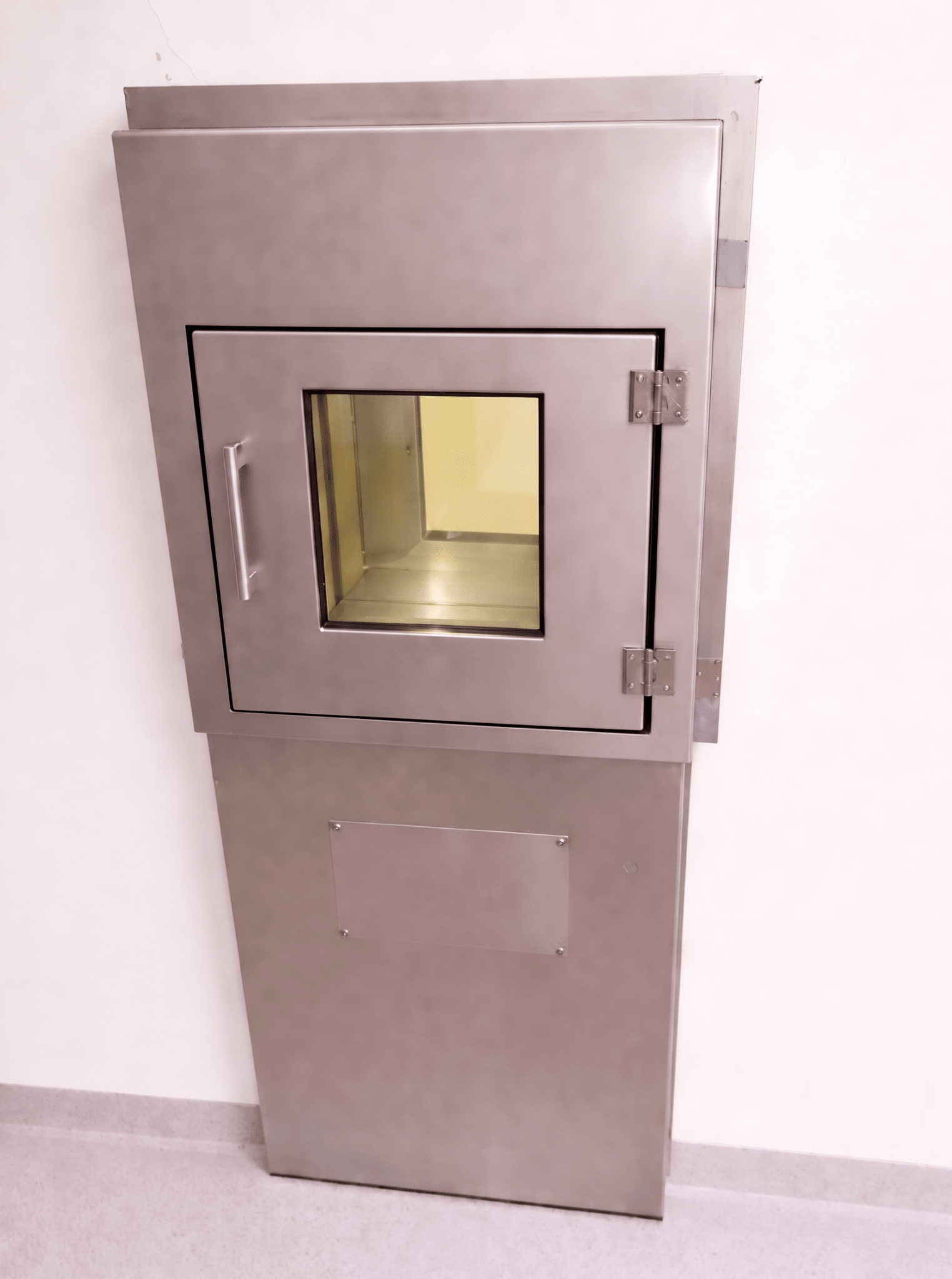 Lead Shielded Pass - Through Boxes - Lead Glass Pro